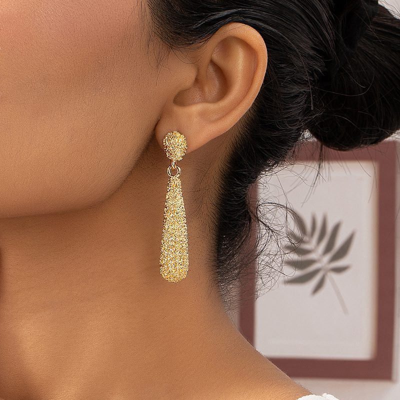 Par de Aretes Tipo Corbata