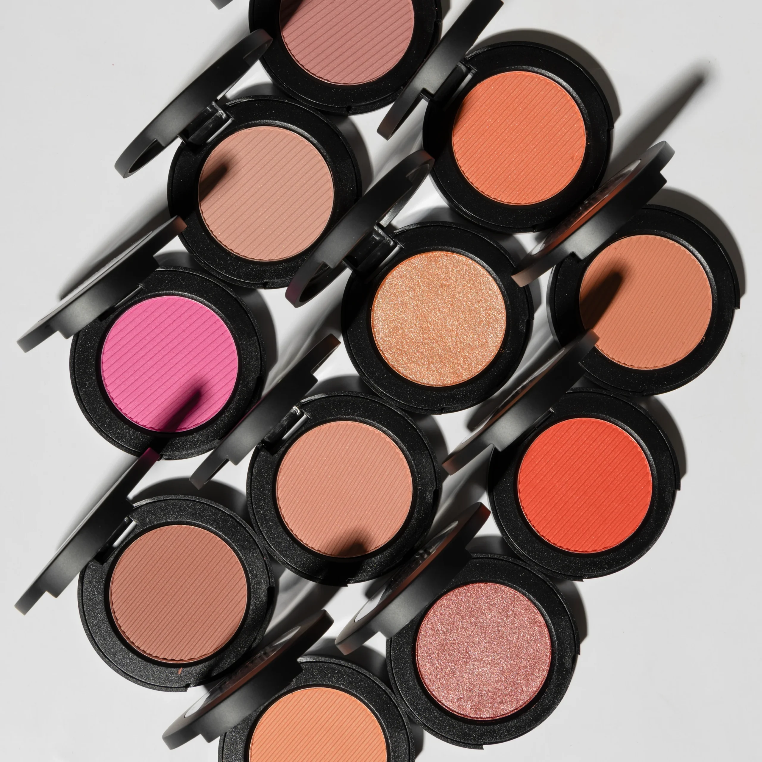 Rubor-Mineral-muestra-Adara-de-Mayoreo-ML-Beauty-Trend